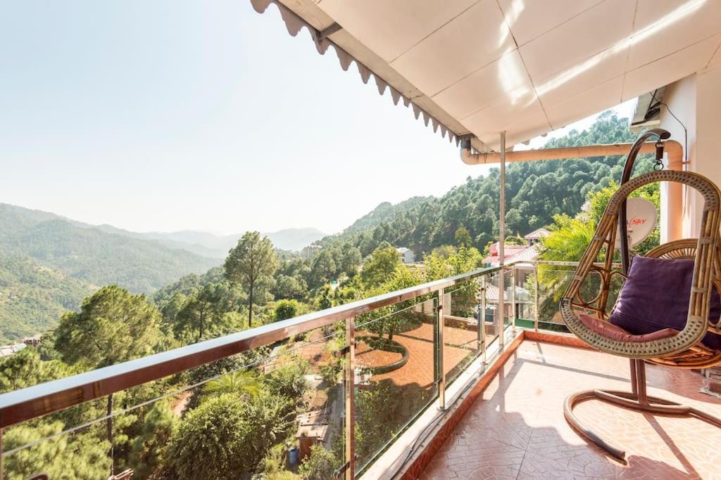 Kasauli Edge Apt With Balcony Exterior photo