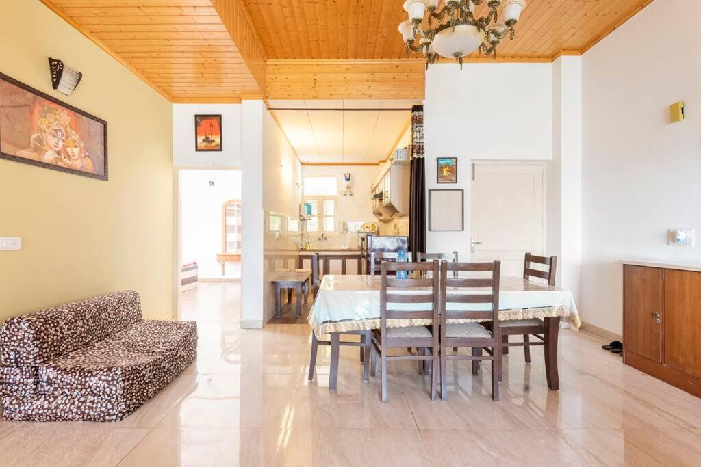 Kasauli Edge Apt With Balcony Exterior photo